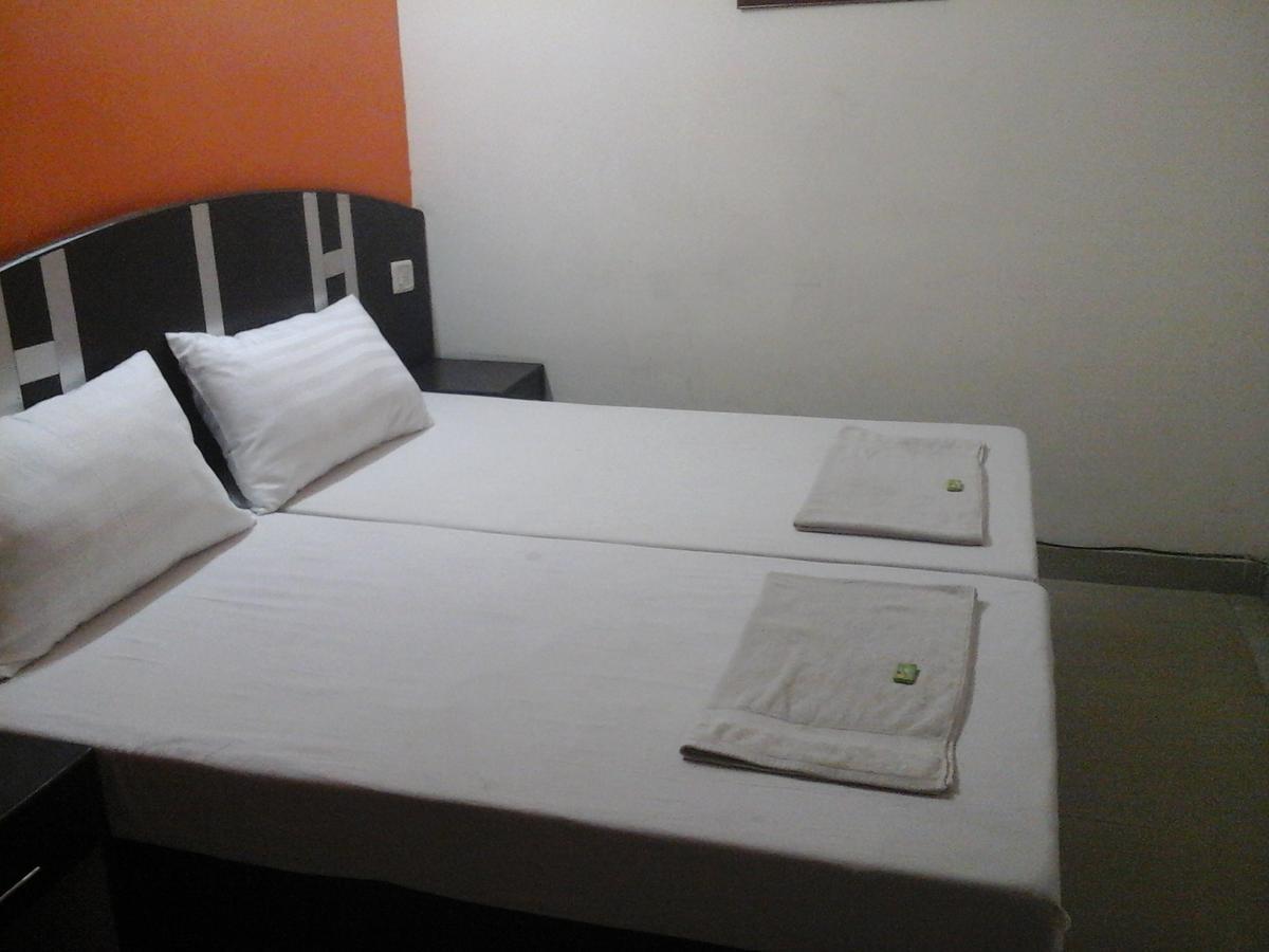 Hotel Surya Plaza *